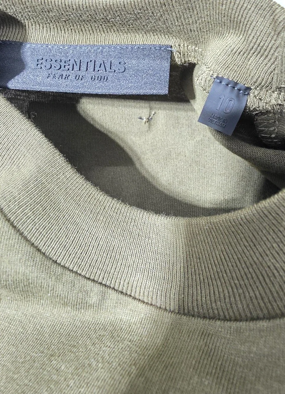 NWT Oversized Fear of God Essentials Kids Cotton Crew Neck Tee Sz 10 Olive